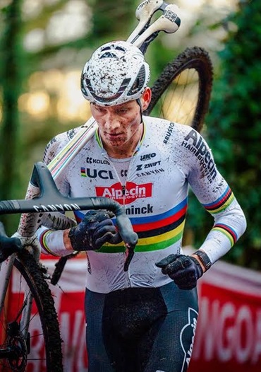 Çabasız Görünenlerin Hikayesi